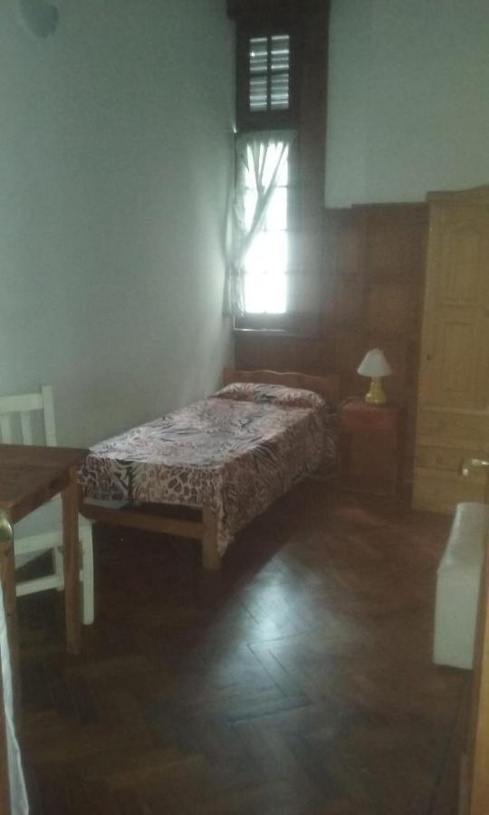Habitac Indiv Casa De Familia, Flores Buenos Aires Buitenkant foto