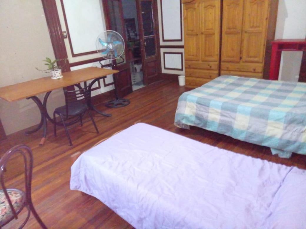 Habitac Indiv Casa De Familia, Flores Buenos Aires Buitenkant foto