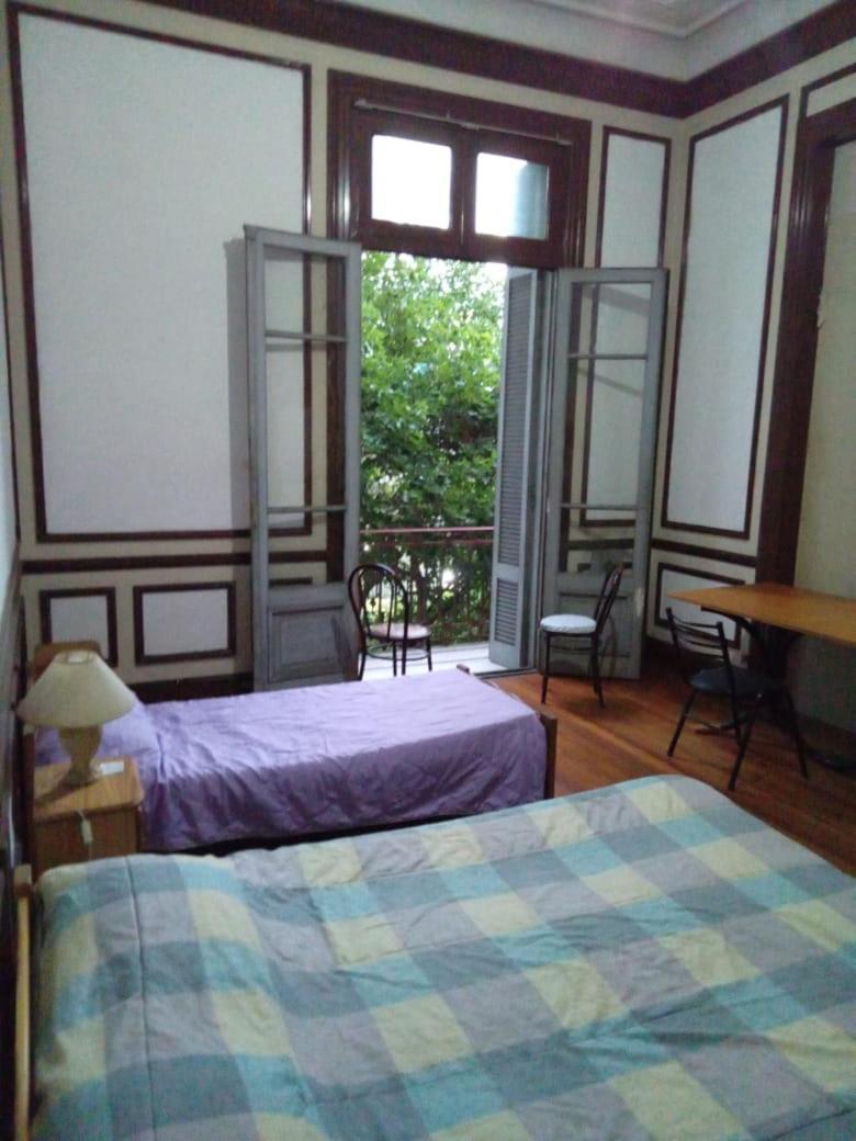 Habitac Indiv Casa De Familia, Flores Buenos Aires Buitenkant foto
